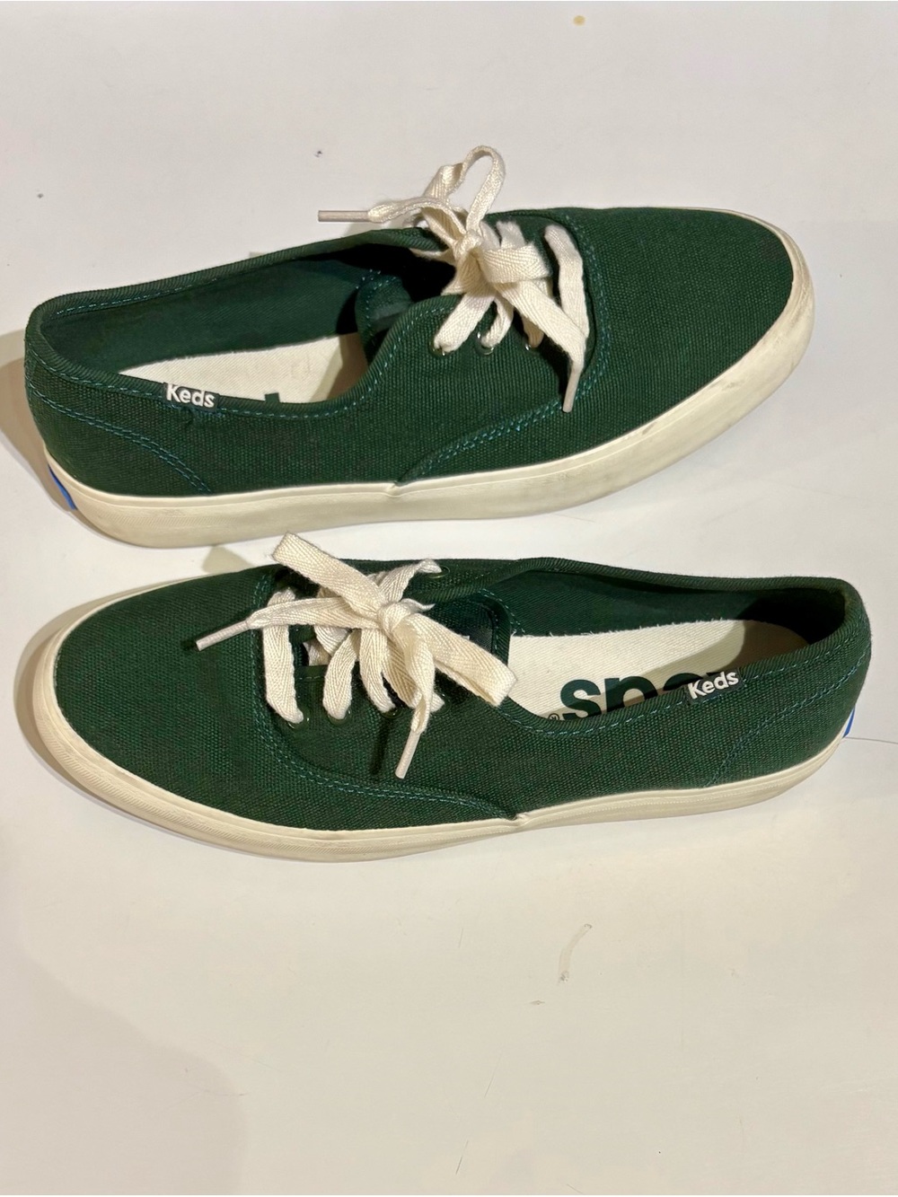 Keds Women’s Pointe Canvas Sneakers in Dark Green with Cream Laces - Picture 2 of 4